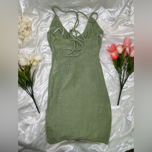 Light green mini dress - Picture 2 of 2
